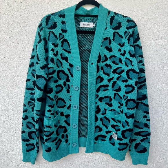 Leopard full fashion button up sweater - Picture 2 of 8